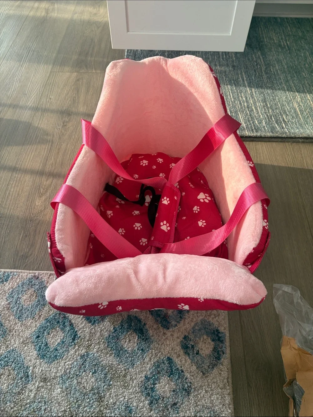 Cullaby pink car console dog bed/travel carrier NEW